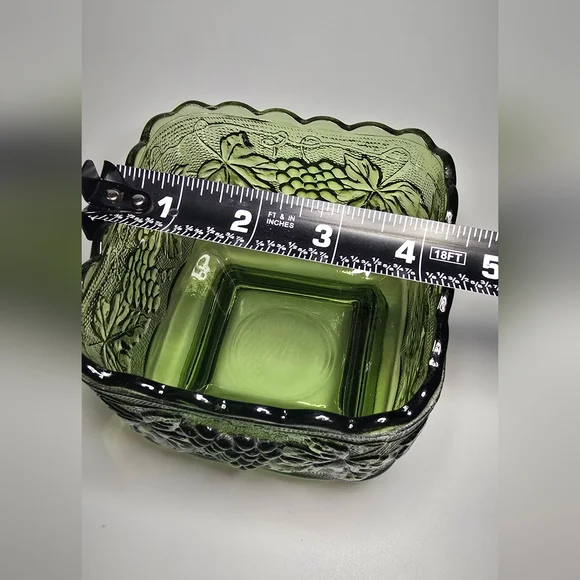 Indiana Glass Green Pressed Glass Grape Motif Square Planter - Picture 8 of 8